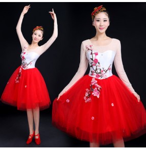 Red white blue and white patchwork modern dance women's ladies jazz singer dancers cosplay zither chorus performance dresses