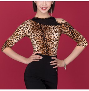 Female Latin dance costume leopard mesh splicing short-sleeved top practice blouses dance clothes for women