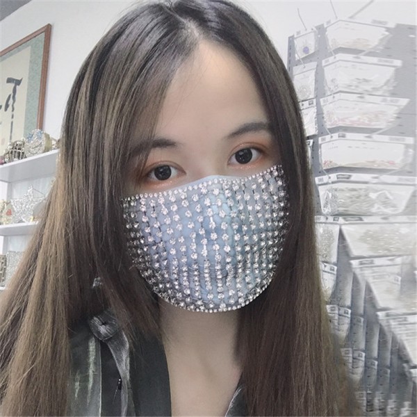 Factory Custom Bling Hollow Beads Rhinestones Fashion Jewelry Face Masks  for Women Stage Performance Night Club Party Photos Shooting Mouth Mask for  Female - China Fancy Beaded Face Mask with Beads Handmade