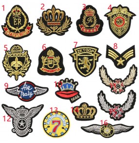 Embroidery fabric patch badge patch embroidery label school emblem logo clothing decoration gold and silver silk embroidery patch
