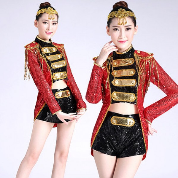 red and gold outfits for ladies