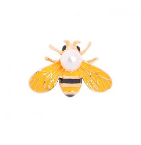 Bee pearl diamond corsage Brooch  for women and men custom rhinestone brooch suit sweater clothing accessories dripping insect brooch