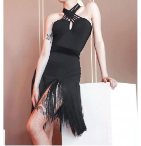 Black Fringed latin dance dress for women tassels latin dance skirt Sexy Halter Dance Dress with velvet belt modern Latin salsa rumba chacha Dance Practice Dress