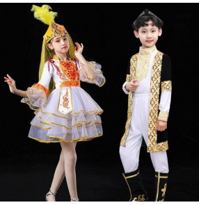 Children's white chinese folk Xinjiang dance costumes Hui ethnic minority Kazakh dance dresses for boy girls children Uyghur dance outfits