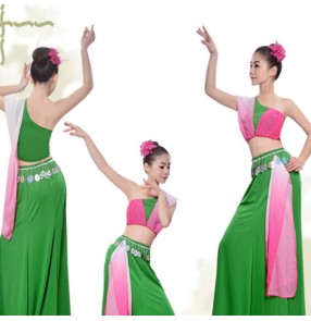 Chinese Dai minority peacock dance costumes women's group dance stage dance costumes Banna peacock dance folk dance costumes