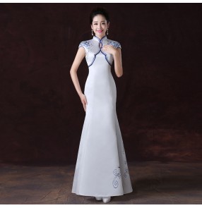 Chinese dress qipao for women Miss etiquette costume blue and white porcelain oriental cheongsam Dress catwalk performance gown embroidered welcoming waiter dresses