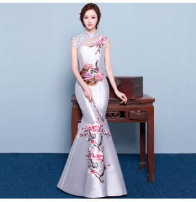 Chinese dress traditional satin silk qipao dress cheongsam dress oriental style model show performance dress