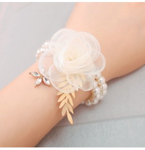 Choir wrist rose flower bridesmaid sister hand flower bride Mori bracelet wedding wedding pearl Korean wedding jewelry