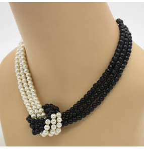Fashion Pearl Knotted Clavicle Necklace Women Made Pearl Multilayer Necklace Black and White Beaded Jewelry Accessories for dress