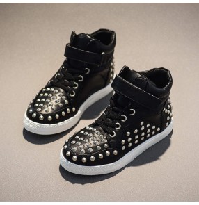 Girls boys Hiphop jazz street dance rivet shoes catwalk show trendy shoes children drummer singer stage performance leather rivets hip-hop casual shoes for kids