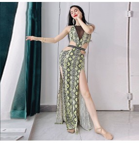 Green snake pattern diamond belly dance dresses sexy high waist split practice exercises stage performance belly dance costume dance belly performance clothing