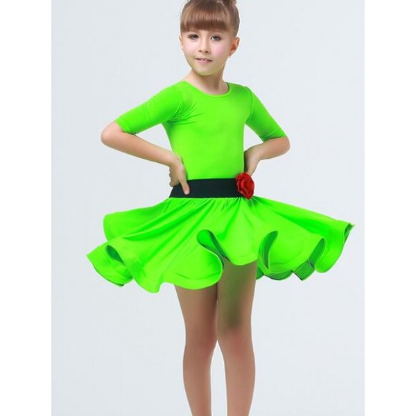 green dress child