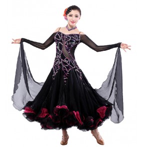 Women black diamond pattern full skirted ballroom dancing dress long sleeves 