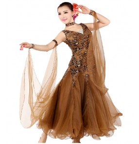 Women v neck embroidery diamond pattern long full ballroom dancing dress