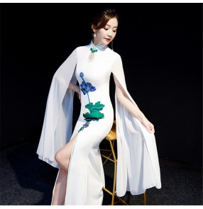 Women Chinese dresses white flowers oriental qipao dresses Slim slit singers performance cheongsam retro long catwalk stage performance dress