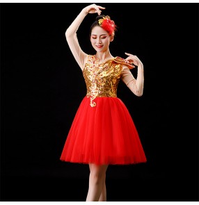 Women gold with red sequined jazz dance dresses singers dancers Modern dance costume sequin performance costume square dance pettiskirt