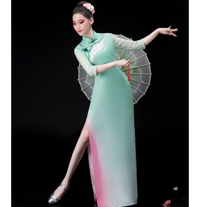 women Mint gradient Chinese folk classical dance costumes chinese dance cheongsam qipao dress jasmine umbrella fan yangko dance clothing