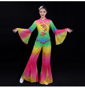 Women rainbow colored chinese folk dance costumes Northeast Yangko costume female adult Fan Umbrella Dance Costume Square Dance Set