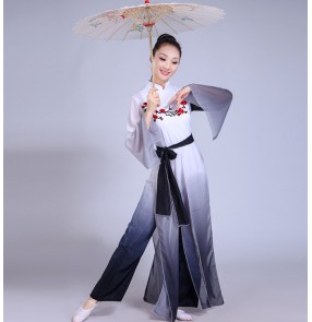 Women's chinese folk dance costumes hanfu classical gray with white gradient colored stage performance yangko umbrella fan dance dresses