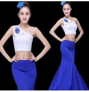 Women's chinese folk dance costumes peacock dance mermaid skirts modern dance group stage performance costumes