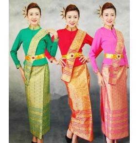 Women's Chinese traditional Yi Minority stage performance costumes female Thailand festival celebration photography drama cosplay robes clothes 