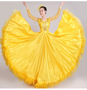 Women's flamenco ballroom dancing dresses red yellow chorus singers opening Spanish bull dancing skirt costumes