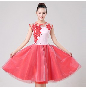 Women's modern dance dresses female red colored stage performance singer chorus party group performance opening dance dresses
